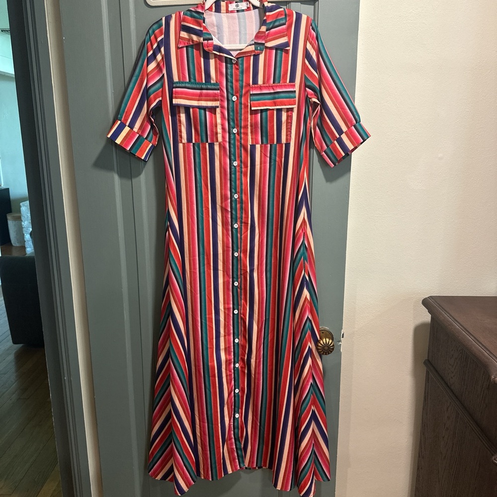 Colorful Button Down Maxi T-Shirt Dress Size Small